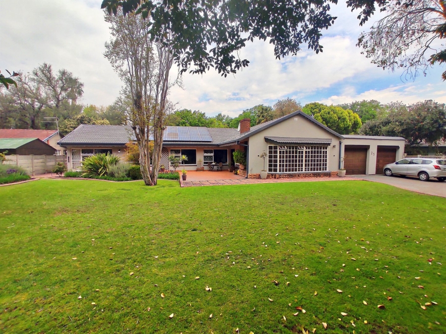 4 Bedroom Property for Sale in Sasolburg Ext 4 Free State